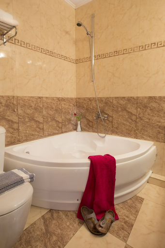 Bathroom 5, Almira Mare, Central Greece