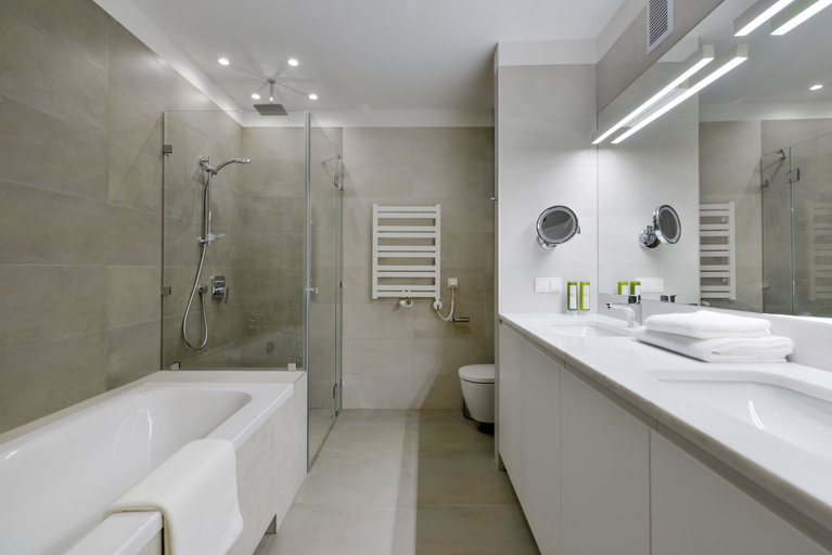Bathroom 4, Stradonia Serviced Apartments, Kraków City