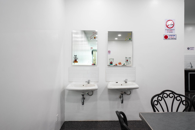 Others 4, Crystal Garden Hotel (Tasik Selatan), Kuala Lumpur