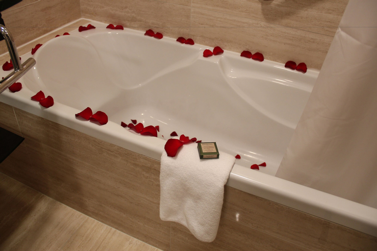 Bedroom 2, Aurea Fátima Hotel Congress & Spa, Ourém