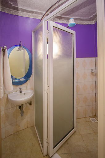 Bathroom 4, Hotel Nyakoe Kisii, Kitutu Chache South