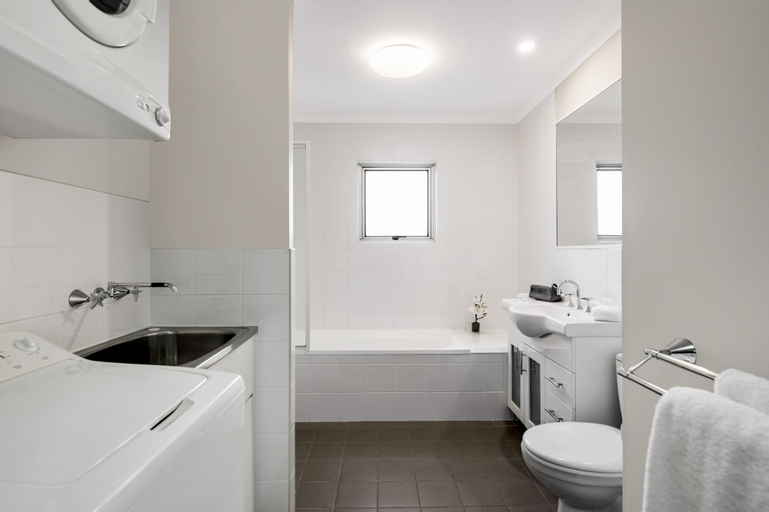 Bedroom 3, Quest Wollongong, Wollongong - Inner