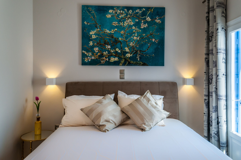 Bedroom 4, Akroploron, South Aegean