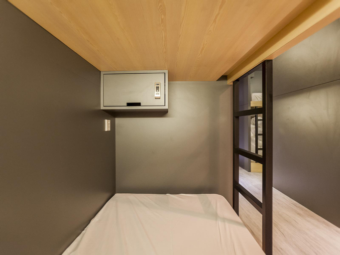 bedroom 15