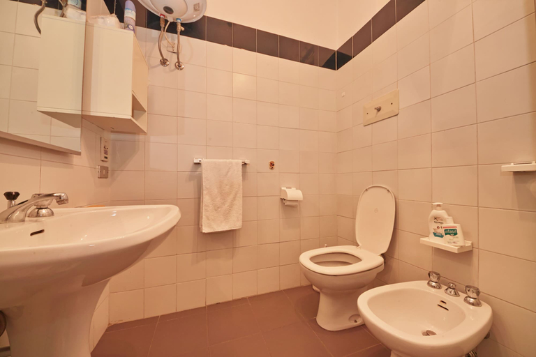 Bathroom 4, Appartamento Lavinia, Brescia