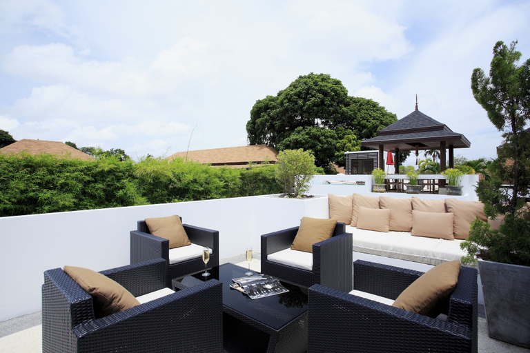 Food & Drinks 5, By The Lake Villas, Phuket Island