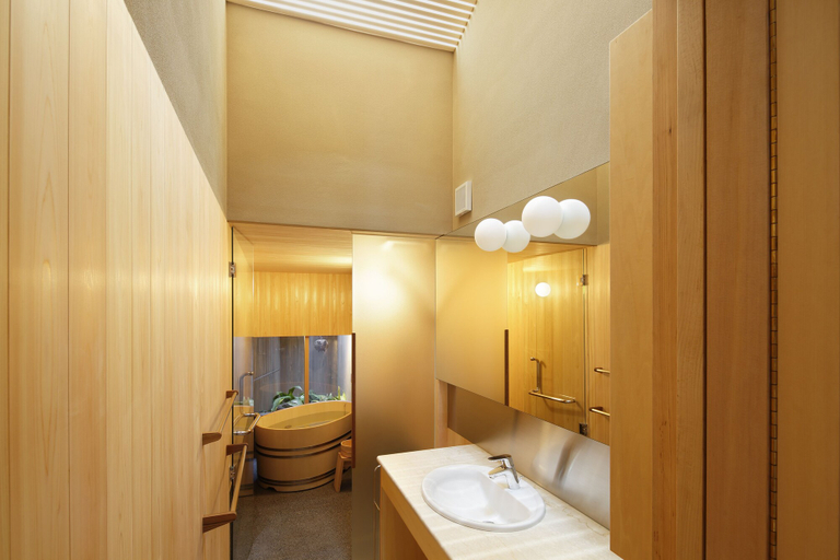 Bathroom 3, Kyo No Ondokoro Kamanza Nijo #2, Kyoto