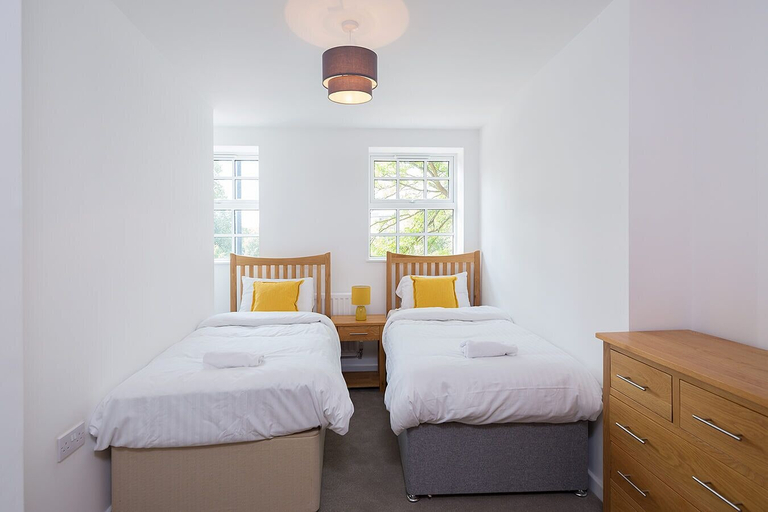 Bedroom 2, Riverside 8, Kent