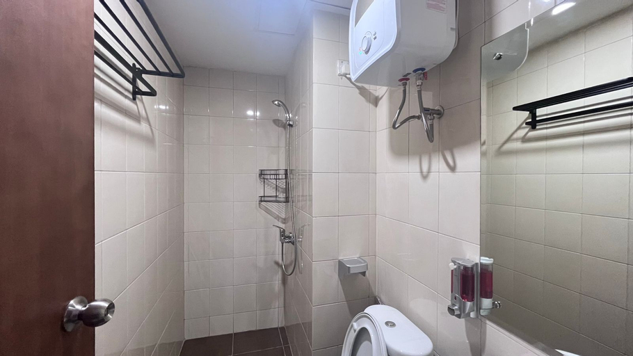 bathroom 8