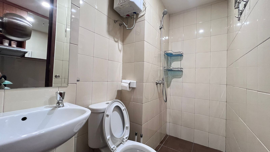 bathroom 5