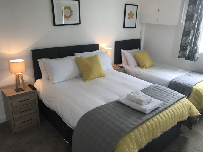 Bedroom 4, Loch Eyre House, Highland