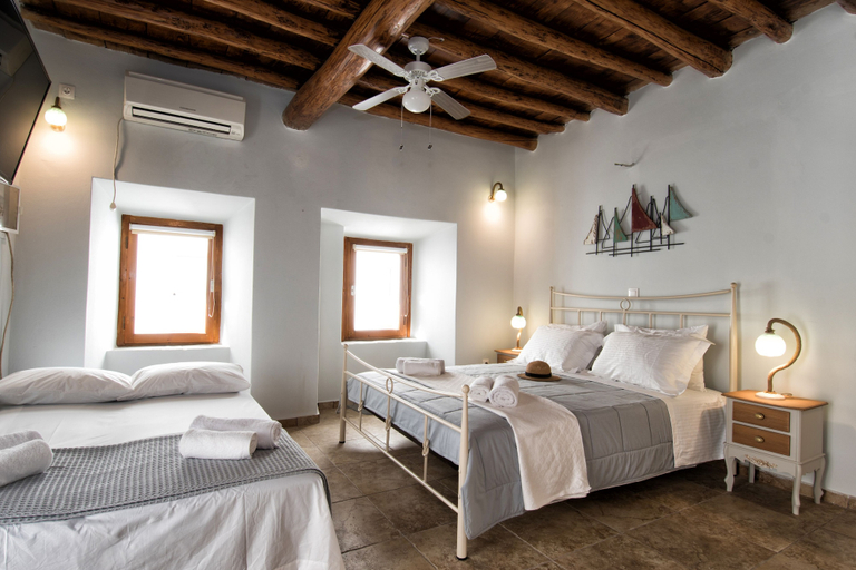 Bedroom 3, Gavrion's Nest - Premium Cycladic Studio, South Aegean