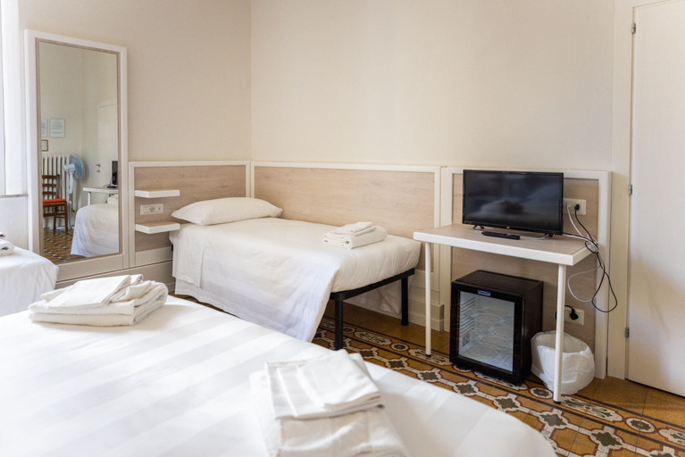 Bedroom 3, Albergo Centrale, Siena