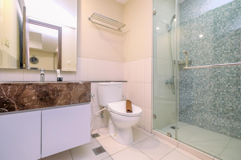 Bedroom 4, Homey and Minimalist 2BR Apartment at Nine Residence By Travelio, South Jakarta
