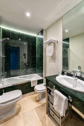 Bathroom 4, Mariposa Hotel Malaga, Málaga