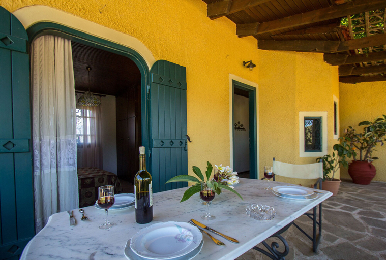 Others 4, Gorgeous Stone Cottage by the sea, Crete