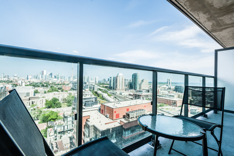 Others 5, Life Suites Soho 2 Bed - 2 Bath CN Tower View, Toronto