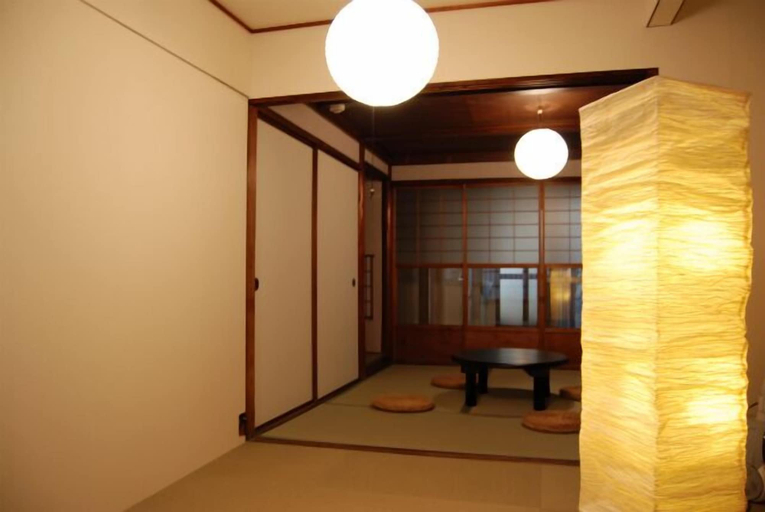 Others 4, Kyomachiya Shijokarasuma-an, Kyoto