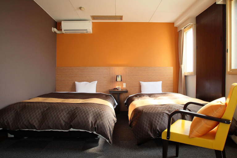 Bedroom 2, Hotel 1-2-3 Kofu Shingen Onsen, Shōwa