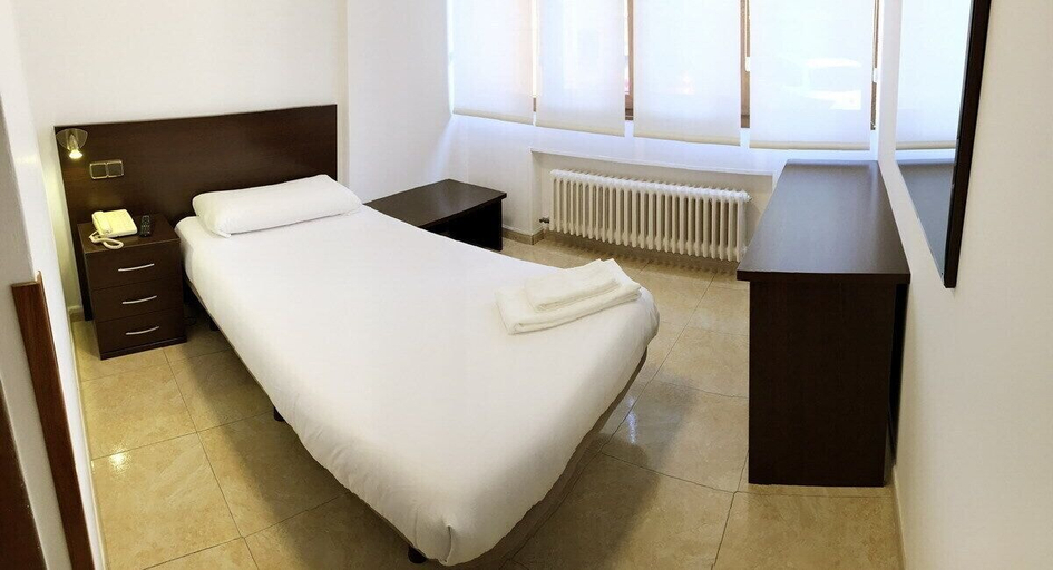 Bedroom 3, Hotel Artxanda, Vizcaya