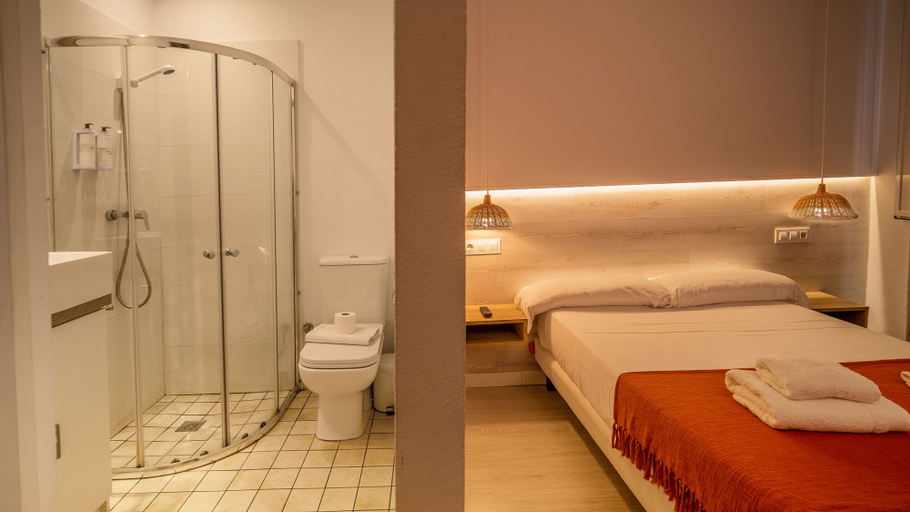 Bathroom 3, Xubec - Alberg Juvenil, Baleares