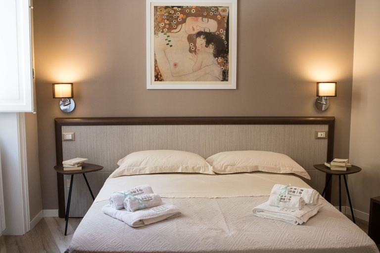 Bedroom 4, Bagnasco 18, Palermo
