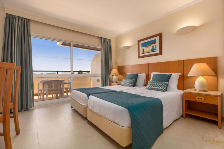 Bedroom 3, Interpass VAU Hotel & Apartaments, Portimão