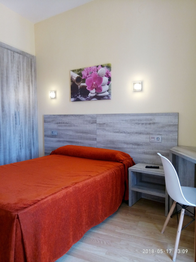 Bedroom 4, Hotel Yeste, Albacete