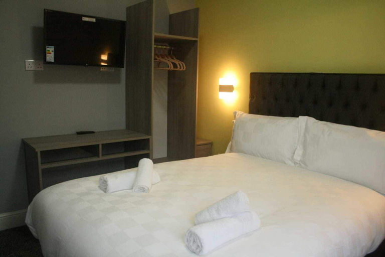 Bedroom 3, Spring Bank ApartHotel, Lancashire