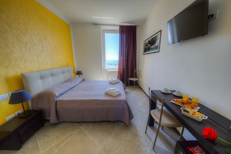 Bedroom 4, 88 Miglia, La Spezia