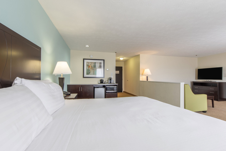 Bedroom 4, Holiday Inn Express DANDRIDGE by IHG, Jefferson