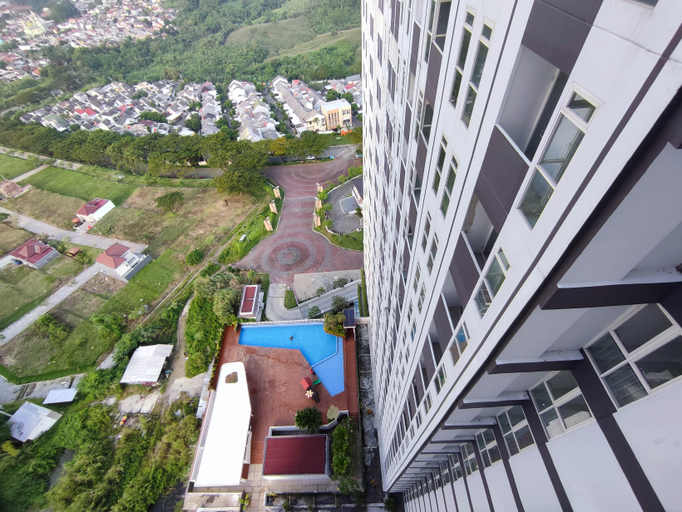 Exterior & Views 4, Homey and Good Choice Studio at Amartha View Apartment By Travelio, Semarang