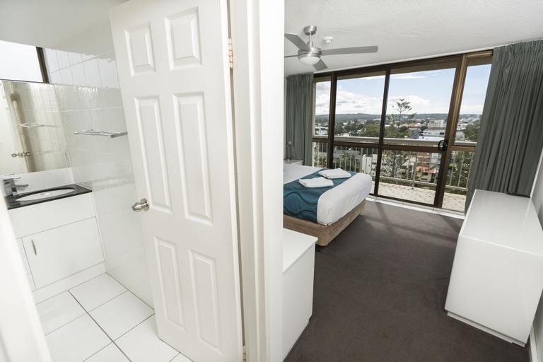 Bathroom 5, Gemini Resort, Caloundra - Caloundra S.
