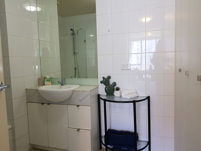 Bathroom 5, ReadySet Apartments at Sentinel, Melbourne