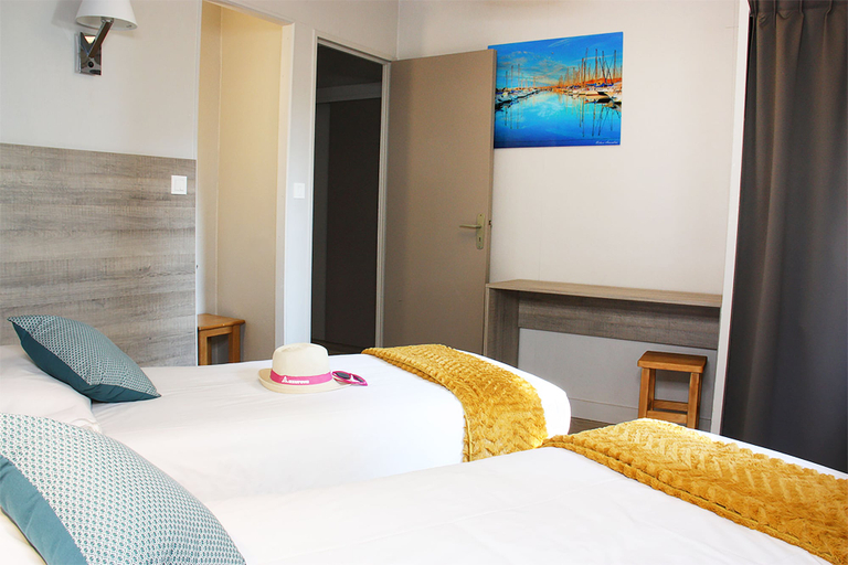 Bedroom 2, Azureva Cap d'Agde, Hérault