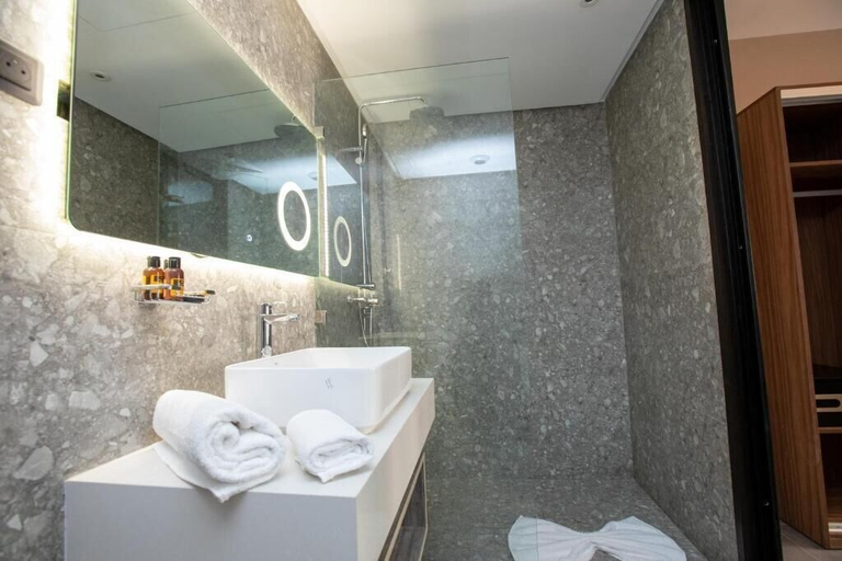 Bathroom 3, ADDRESS Hôtel Casablanca, Casablanca