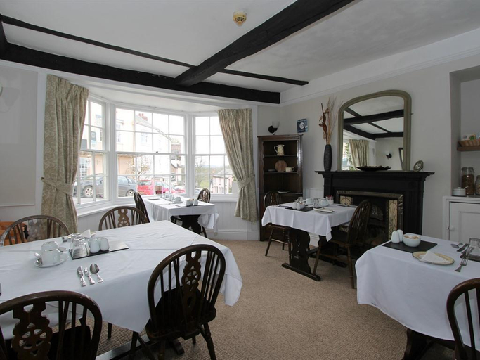 Food & Drinks 5, Radcliffe Guesthouse, Herefordshire
