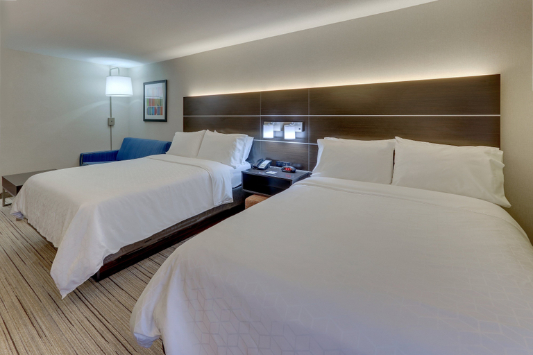 Bedroom 5, Holiday Inn Express & Suites TROY by IHG, Troy