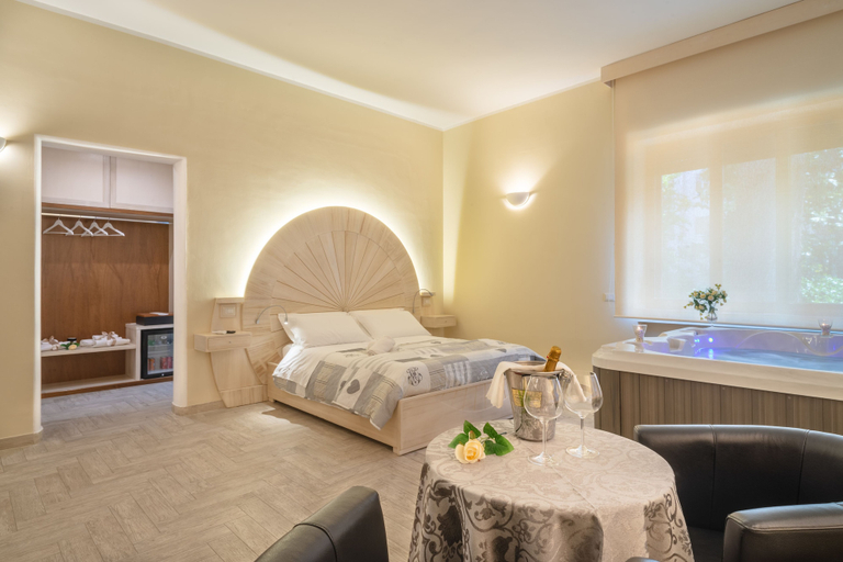 Bedroom 2, Villa Domus Salento Suites & Rooms, Lecce