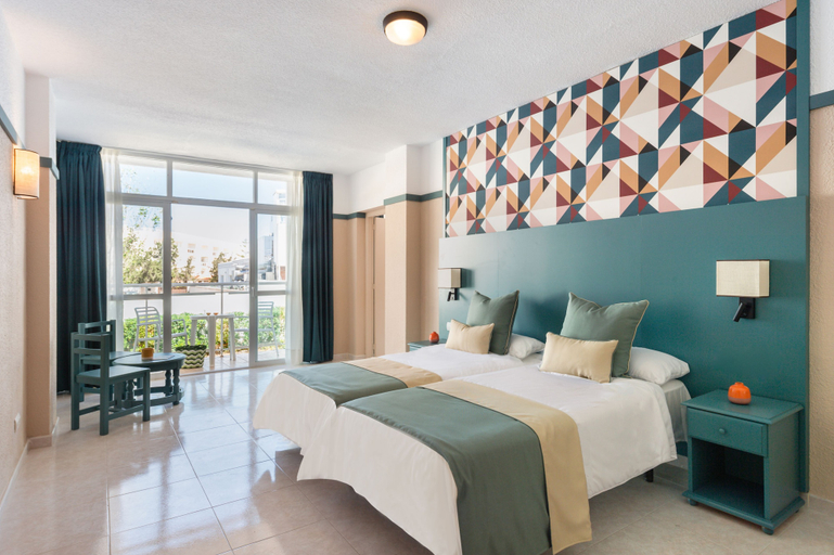 Bedroom 3, Aparhotel Vibra Club Maritim, Baleares