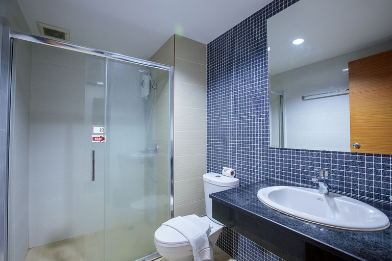Bathroom 5, Huen Jao Ban Hotel, Muang Chiang Mai