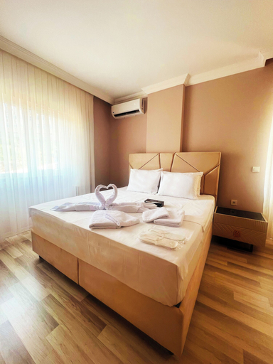 Bedroom 3, Seabird Suite Hotel, Arsin