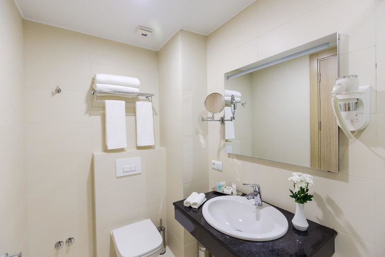 Bathroom 5, Best Western Premier Batumi, Batumi
