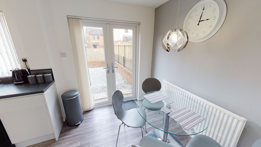 Others 5, Marina house, Kingston upon Hull