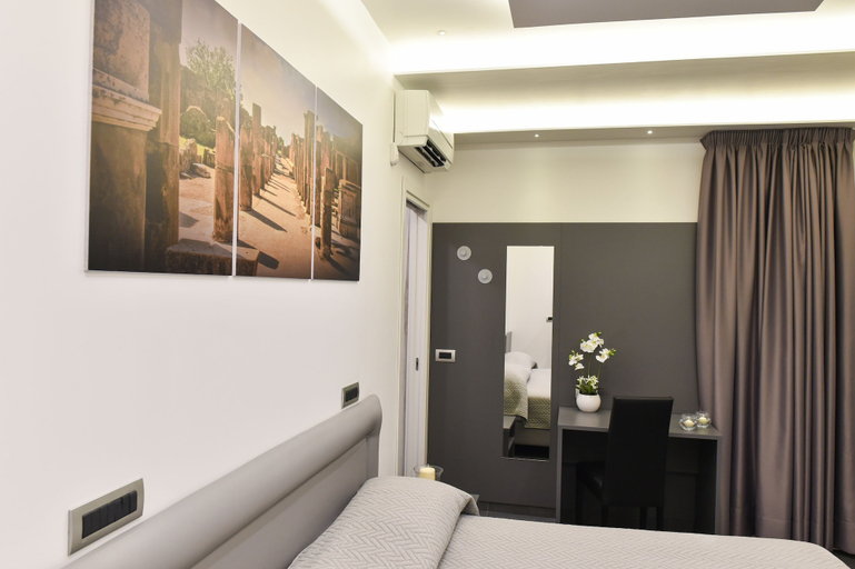 Bedroom 4, Pompei Inn Ruins Luxury Suites, Napoli