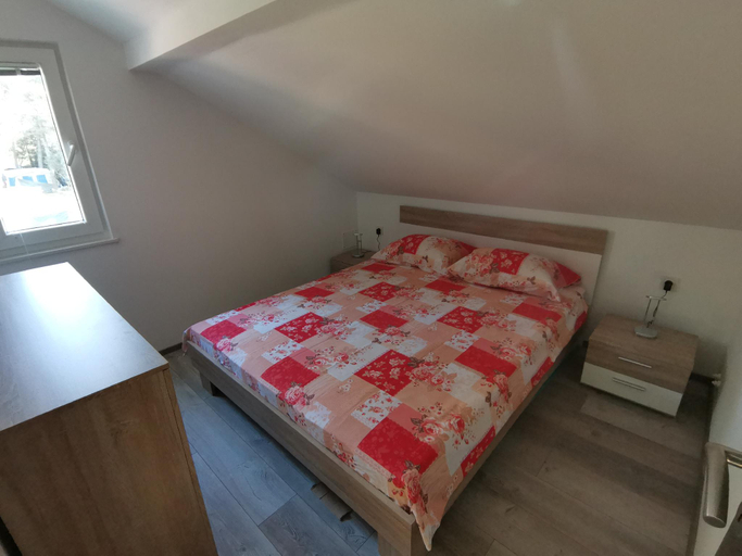 Others 5, Apartment 2 near the sea, Preko