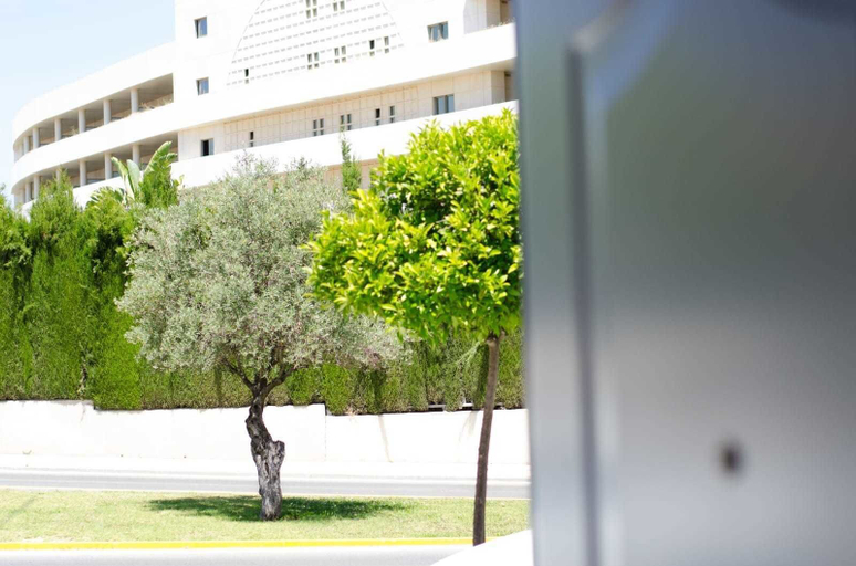 Exterior & Views, Apartamentos Nisa, Sevilla