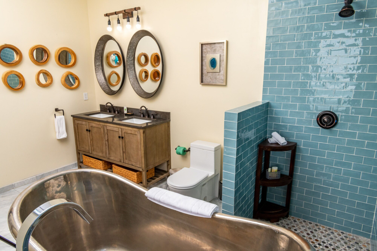 Bathroom 5, Tamarind Hills Resort & Villas