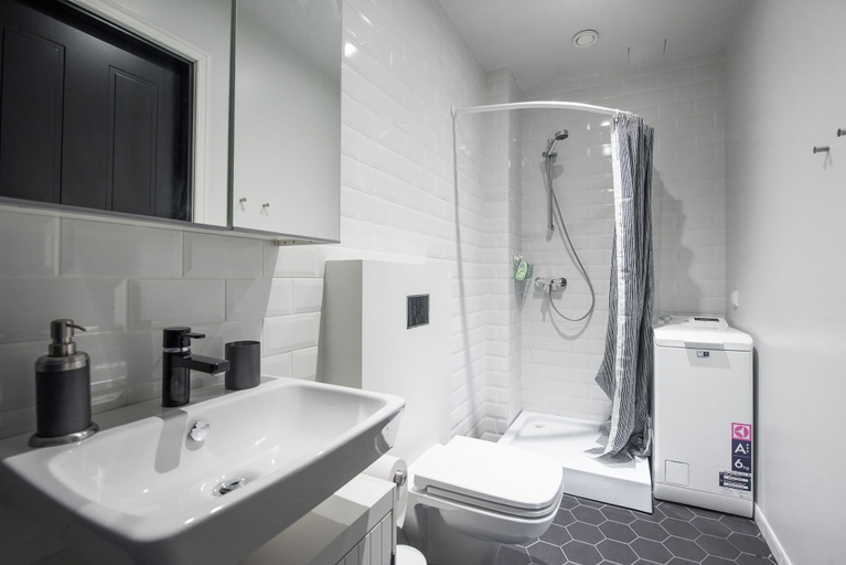 Bathroom 3, Lighthouse Apartments Tallinn, Tallinn