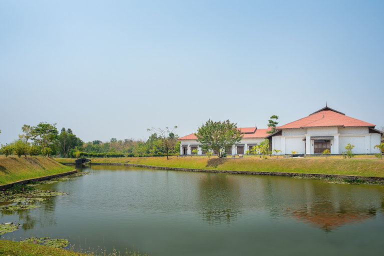 Exterior & Views 2, The Lake Garden Hotel Nay Pyi Taw - MGallery Collection, Naypyitaw